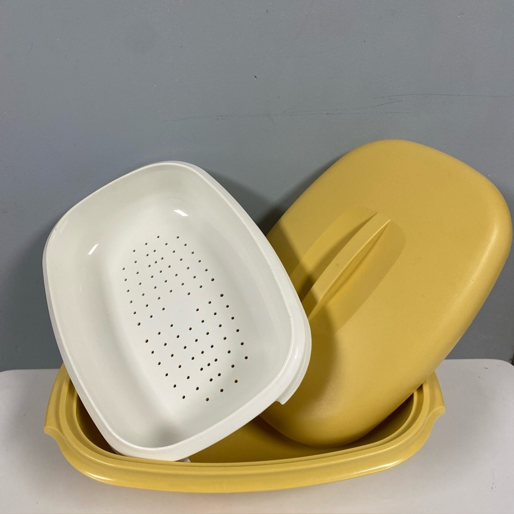 Vintage Tupperware 3 Pc Harvest Gold Microwave Vegetable Steamer 1273 1274 1275